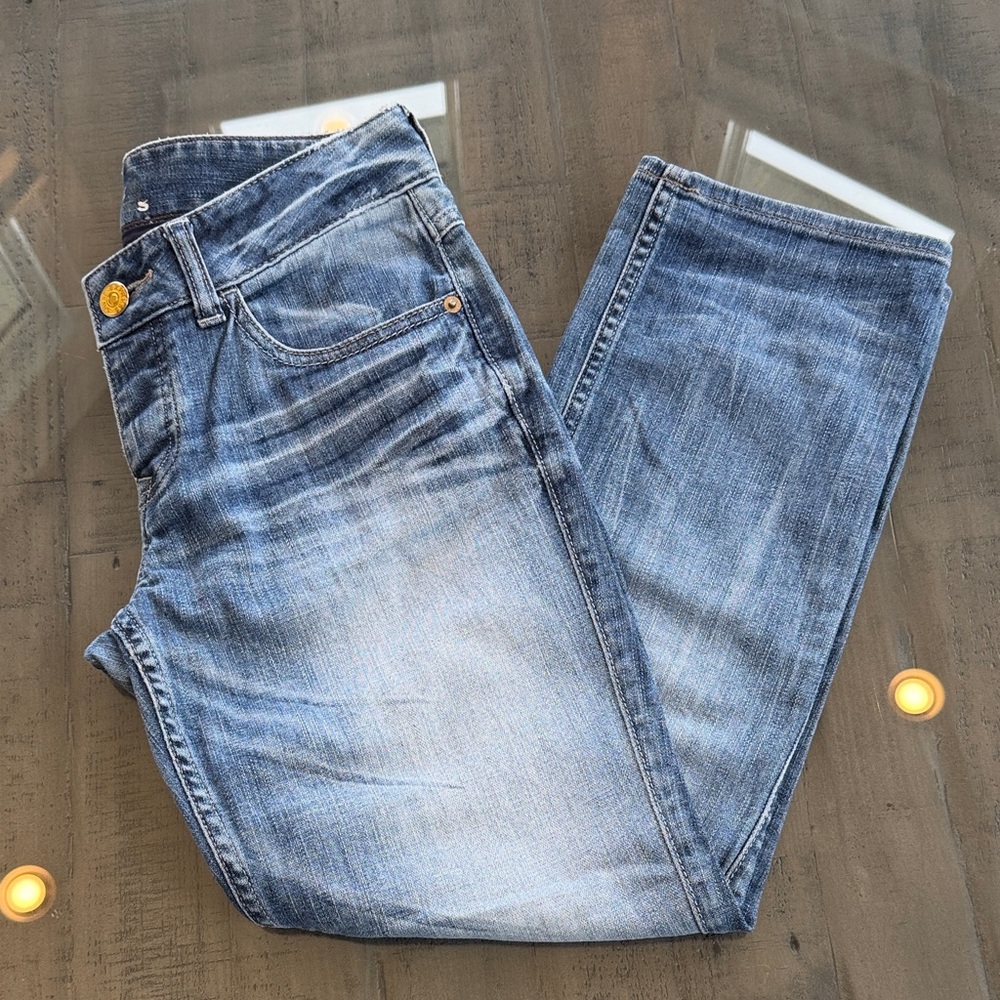 Express Light Blue Jeans. Womens size 00. Inseam: 25” Rise: 8” - Picture 2 of 9